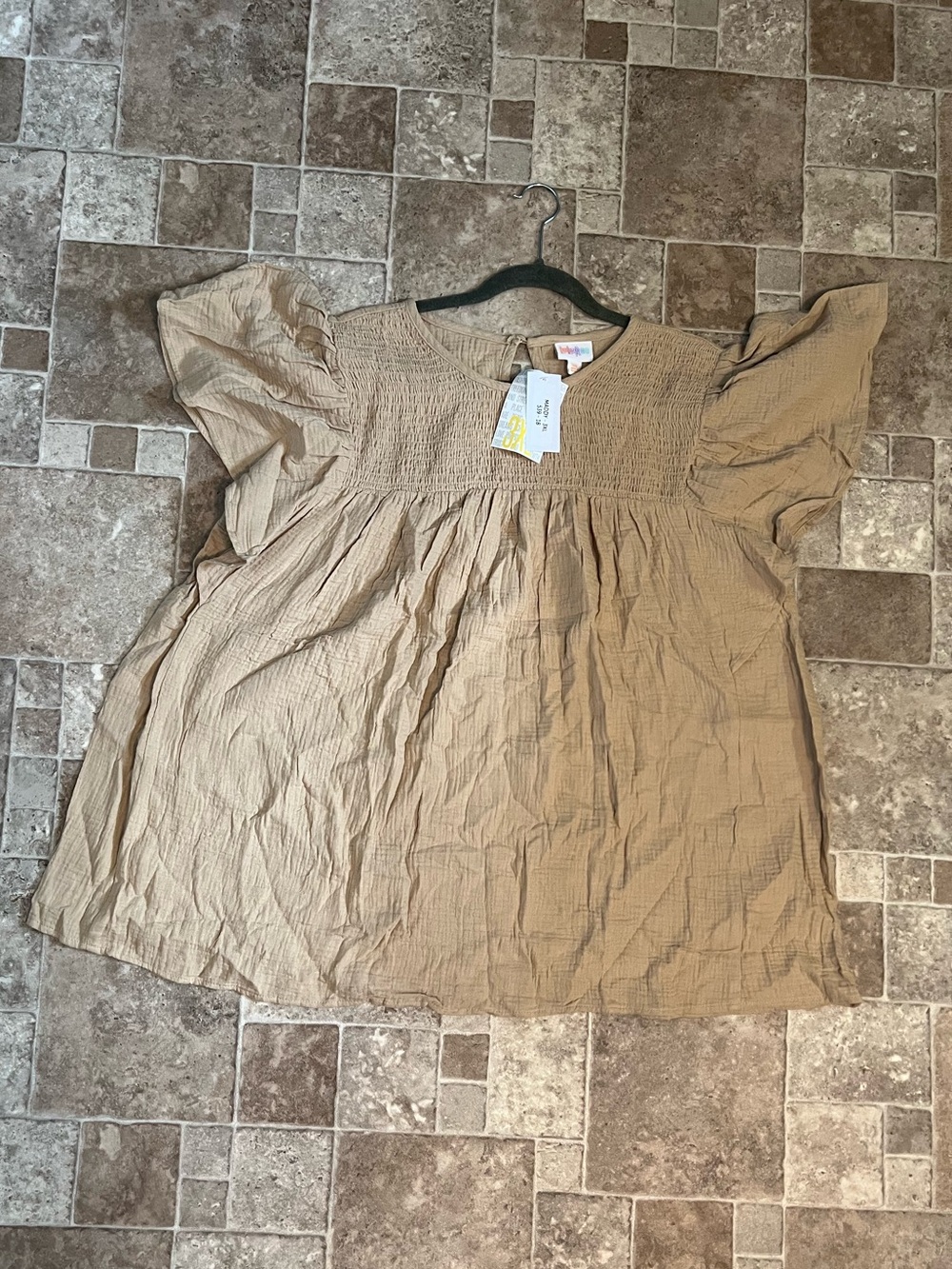 NWT 3X LuLaRoe Maddy Flutter Sleeve Smock Top